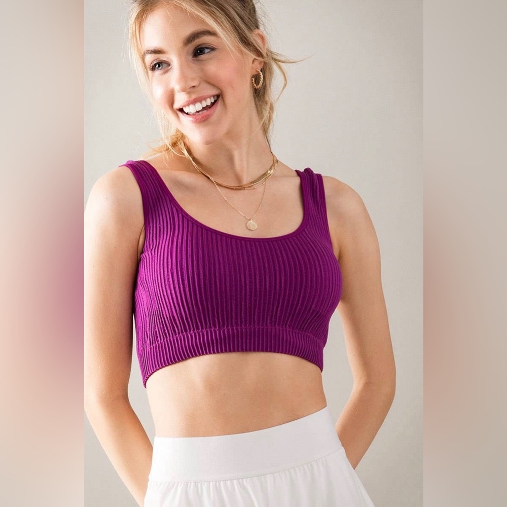Purple ribbed short and sports bra set